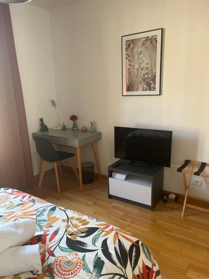 Ferienwohnung Agreable 2 Pieces Au Coeur De Thônes Exterior foto